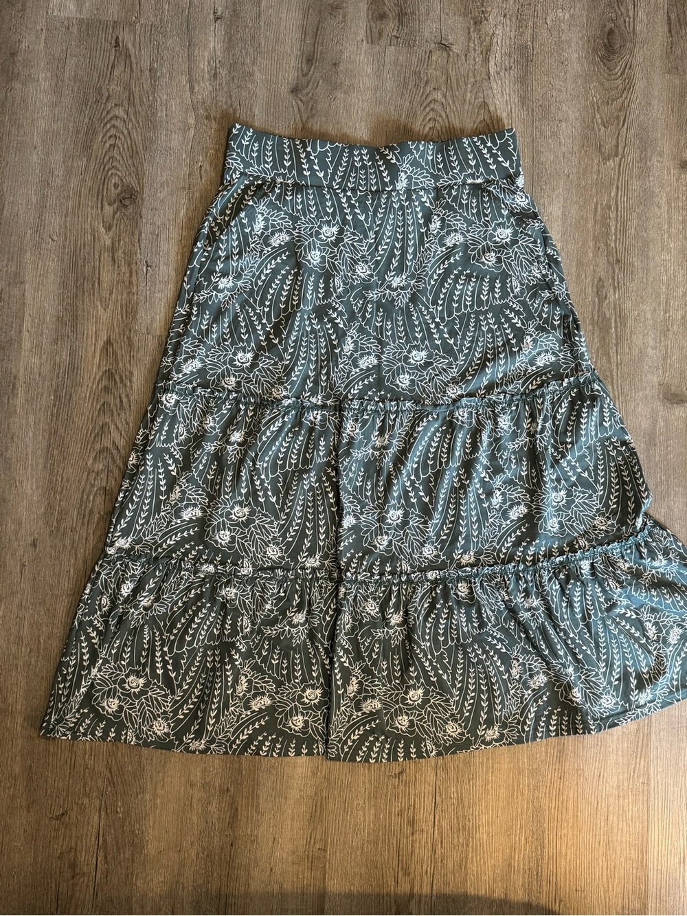 Pact Slate Green A-Line Tiered Skirt with White Floral Print - Picture 1 of 2